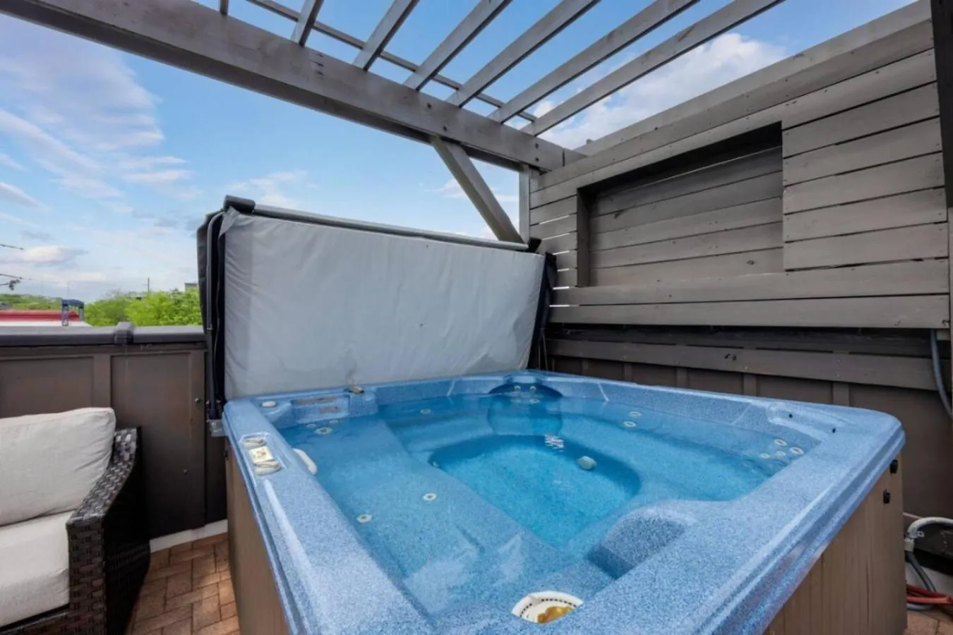Willa Red Radiance - Hot Tub - Dual Balconies Share Save Nashville 0*,